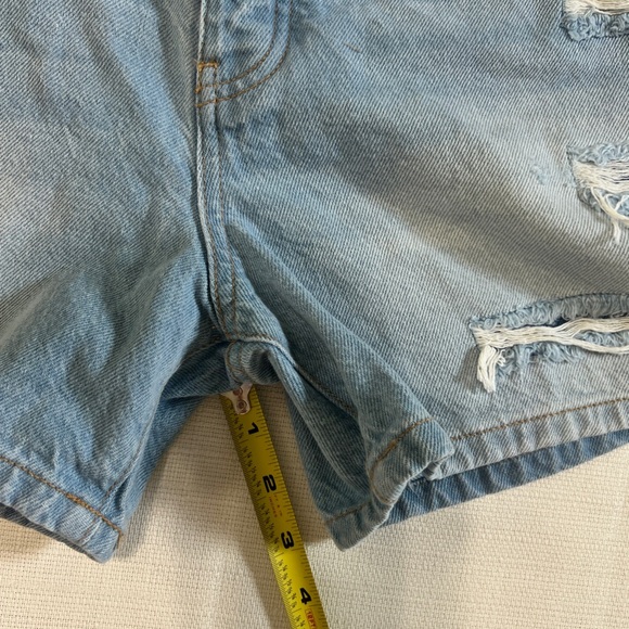 KanCan Light Blue Denim Shorts Size 13/30 - Picture 6 of 6